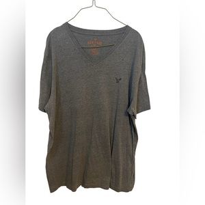 American eagle men’s V-neck
